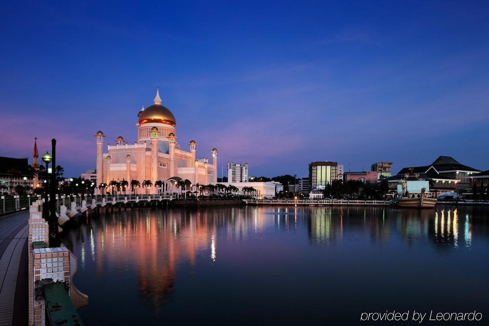 Radisson Hotel Brunei Darussalam Bandar Seri Begawan Bagian luar foto