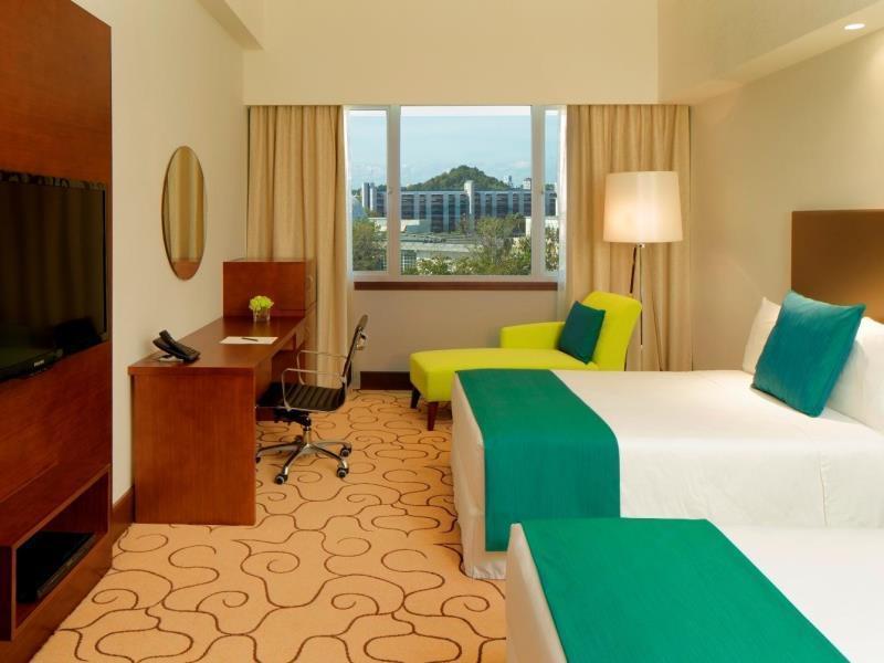 Radisson Hotel Brunei Darussalam Bandar Seri Begawan Bagian luar foto